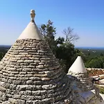 Вилла Eremo Di San Giusto - Trullo Vista Mare
