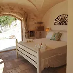 Вилла Eremo Di San Giusto - Trullo Vista Mare Остуни