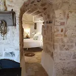 Вилла Eremo Di San Giusto - Trullo Vista Mare